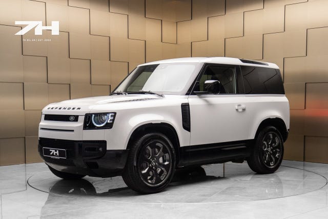 Land Rover Defender 90 2024