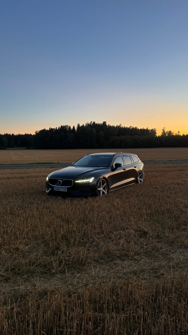 Volvo V60 2019