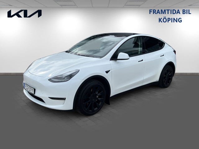 Tesla Model Y 2024