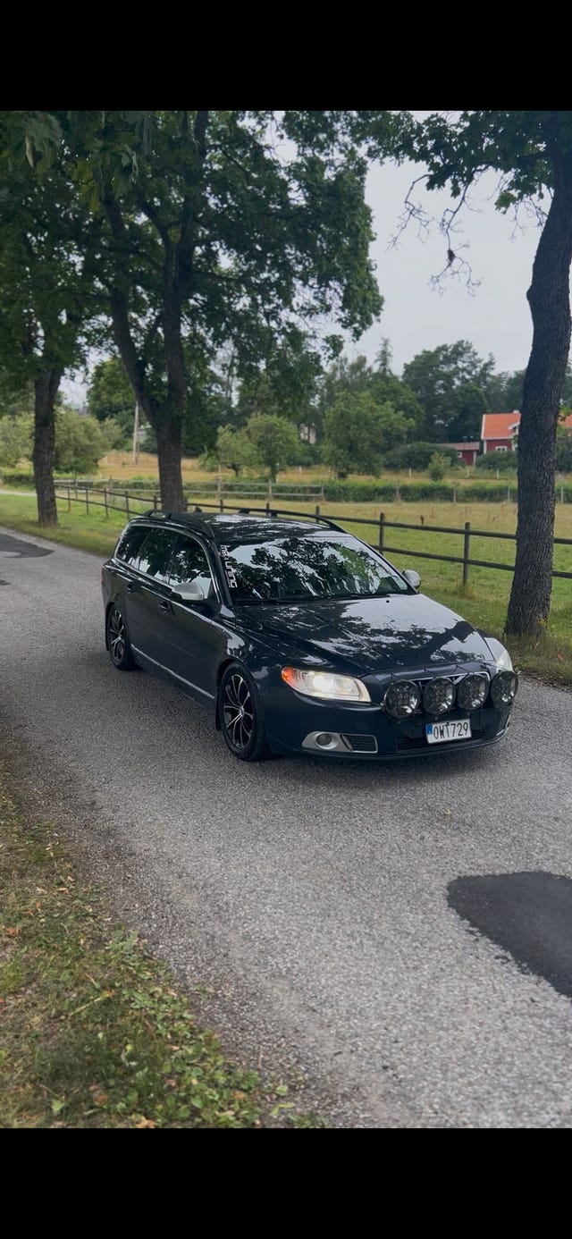 Volvo V70 2010