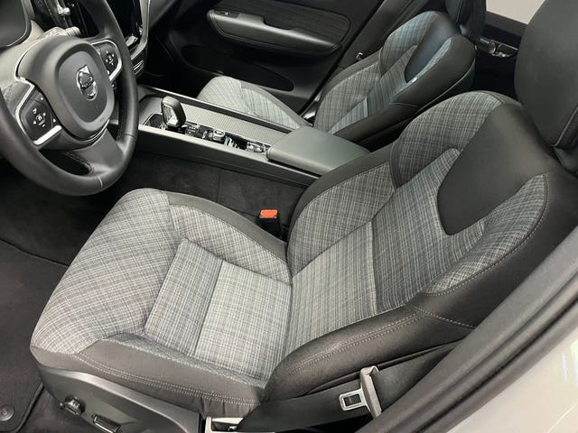 Volvo XC60 2025 – bild 4