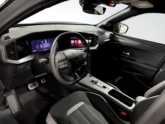 Opel Mokka 2025 – bild 4