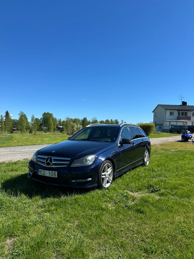 Mercedes-Benz C250 2013