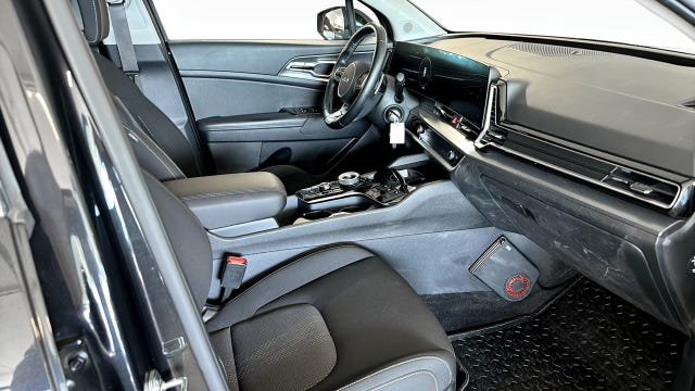Kia Sportage 2023 – bild 3