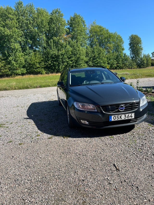 Volvo V70 2015