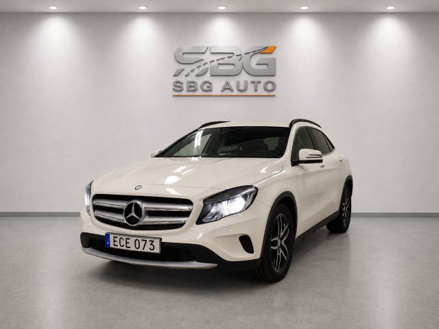 Mercedes-Benz GLA 200 2015