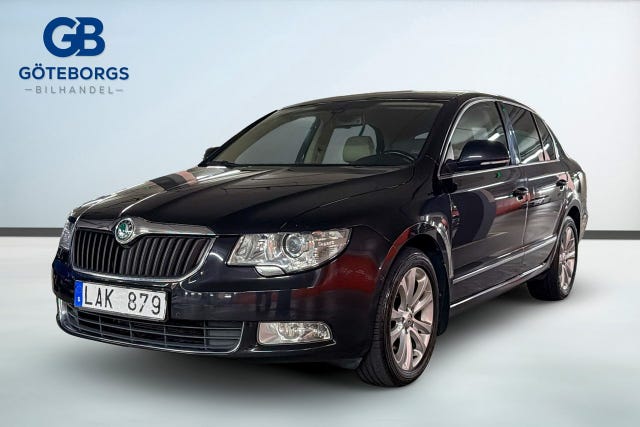 Skoda Superb 2011