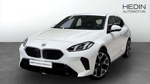BMW 120 2025