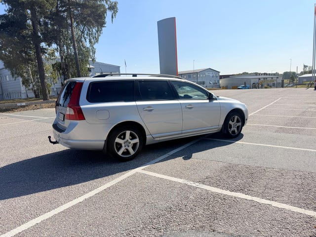 Volvo V70 2012
