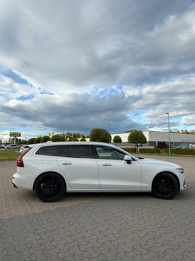 Volvo V60 2020 – bild 3