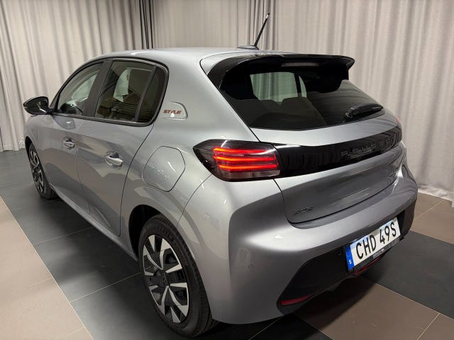 Peugeot 208 2025 – bild 3