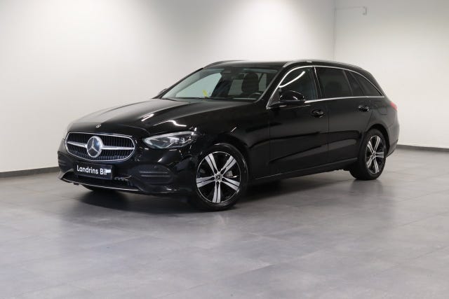 Mercedes-Benz C300 e 2024