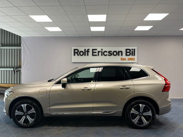 Volvo XC60 2025 – bild 2