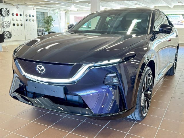 Mazda CX-6e 2026