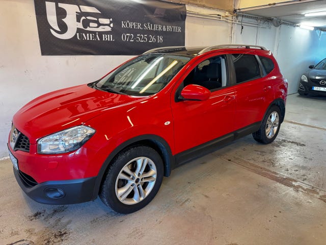 Nissan Qashqai+2 2012