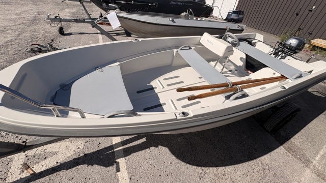 Terhi 400 C -18, Yamaha F9,9JES -19