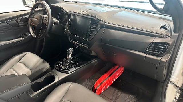 Isuzu D-max 2025 – bild 3
