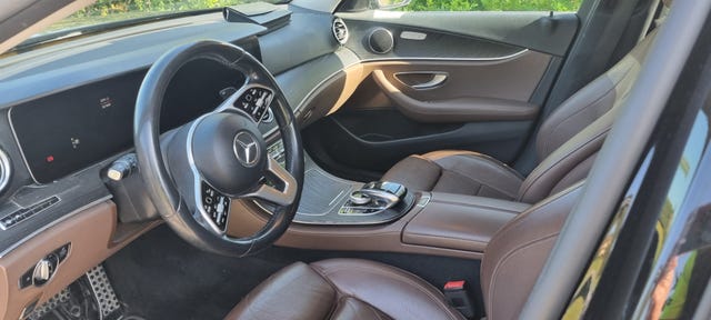 Mercedes-Benz E220 2020