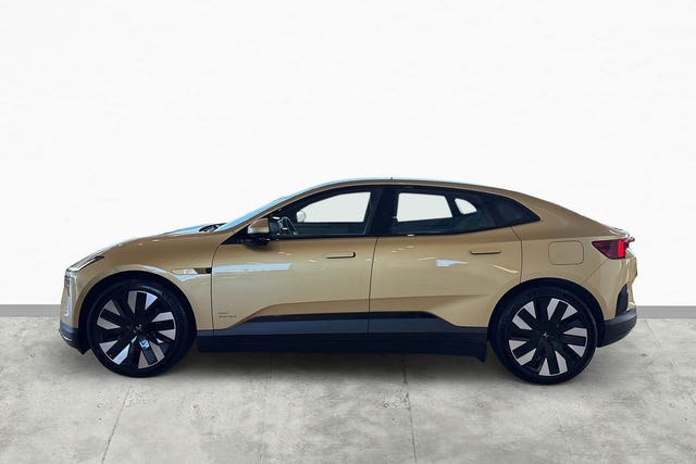 Polestar 4 2025