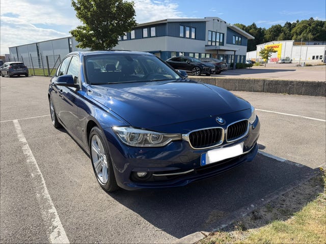 BMW 330e 2018