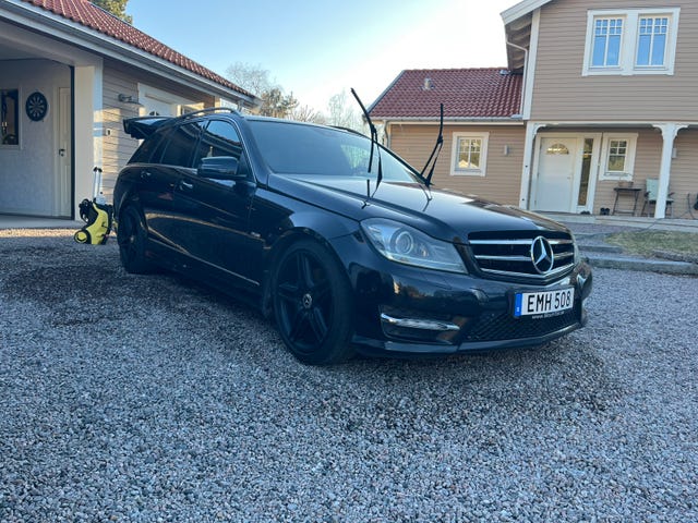 Mercedes-Benz C250 2011