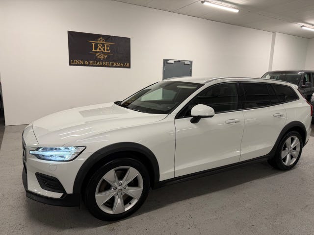 Volvo V60 Cross Country 2020