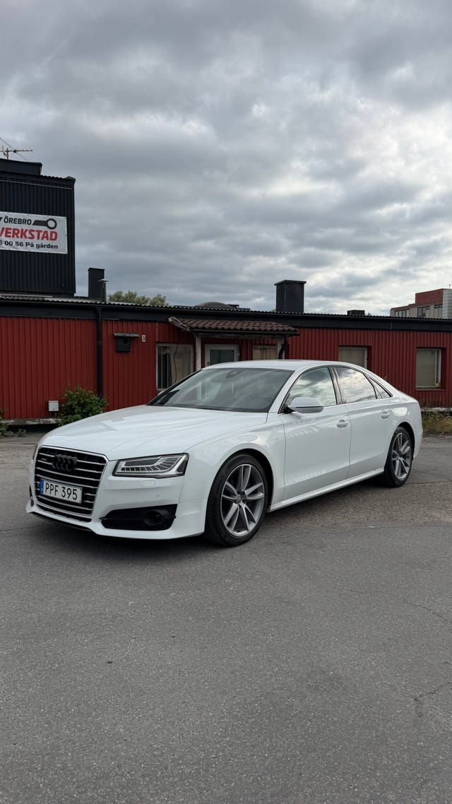 Audi A8 2016