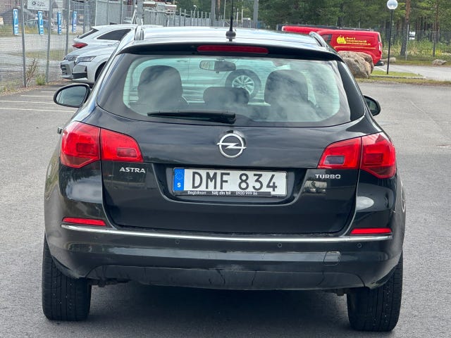Opel Astra — bild 4 av 10