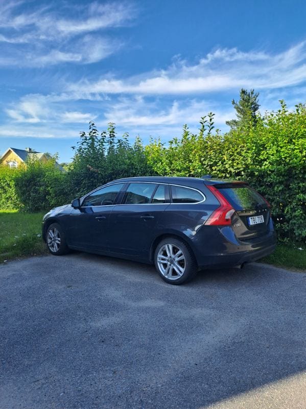 Volvo V60 2012 – bild 2