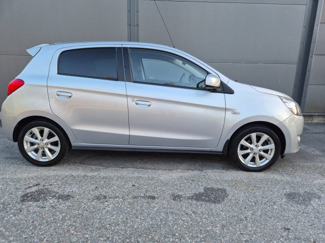 Mitsubishi Space Star 2013