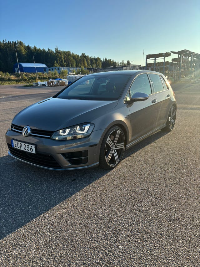 Volkswagen Golf VII 2016