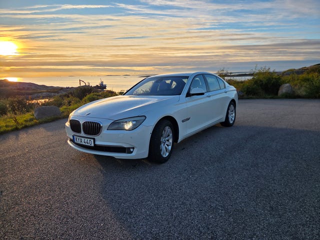 BMW 750i 2011