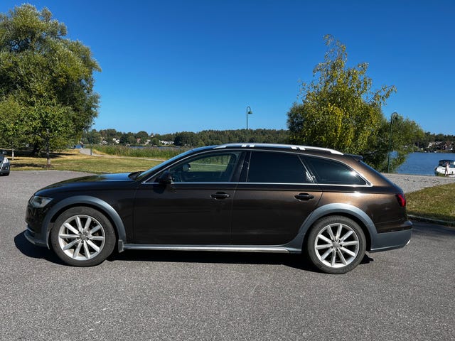 Audi A6 allroad 2015