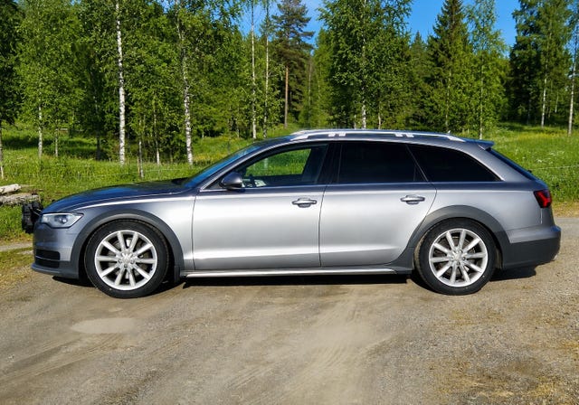 Audi A6 allroad 2016