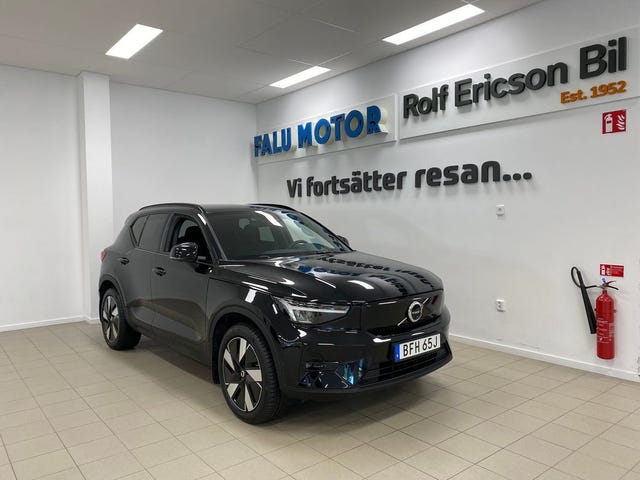 Volvo EX40 2025