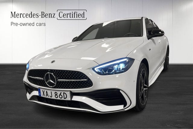 Mercedes-Benz C300 e 2025