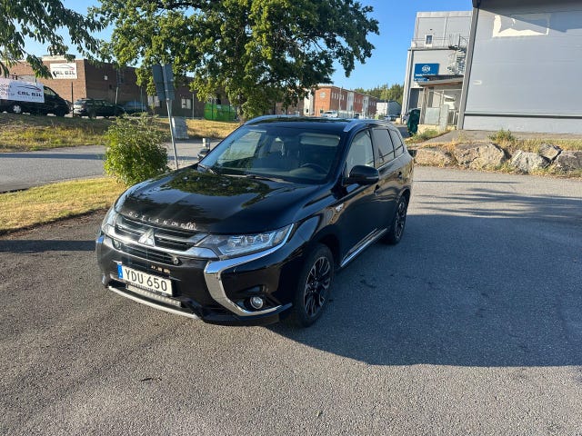 Mitsubishi Outlander 2016