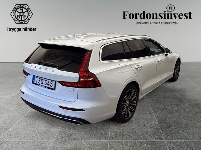 Volvo V60 2021 – bild 3