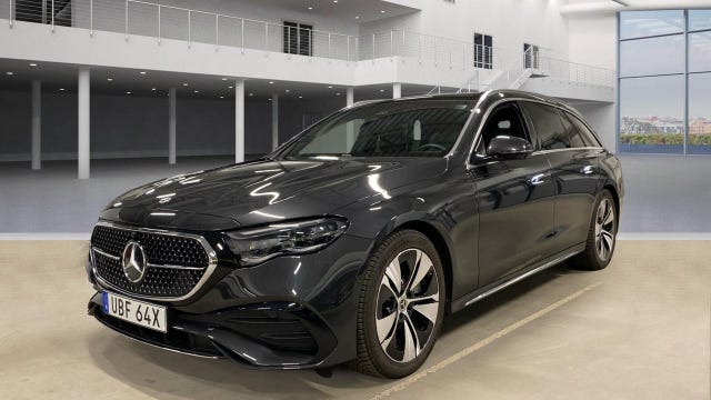 Mercedes-Benz E300 2026