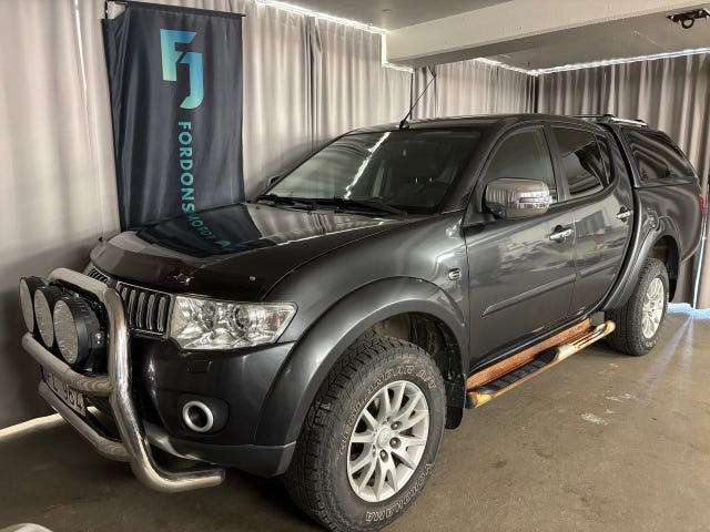Mitsubishi L200 2013