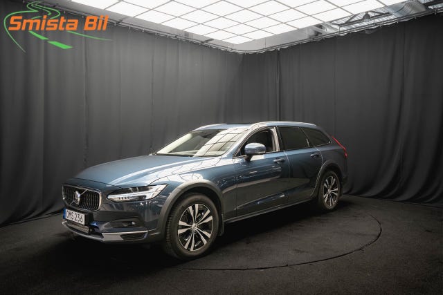 Volvo V90 Cross Country 2021