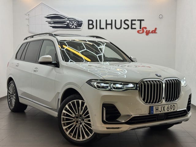 BMW X7 2021