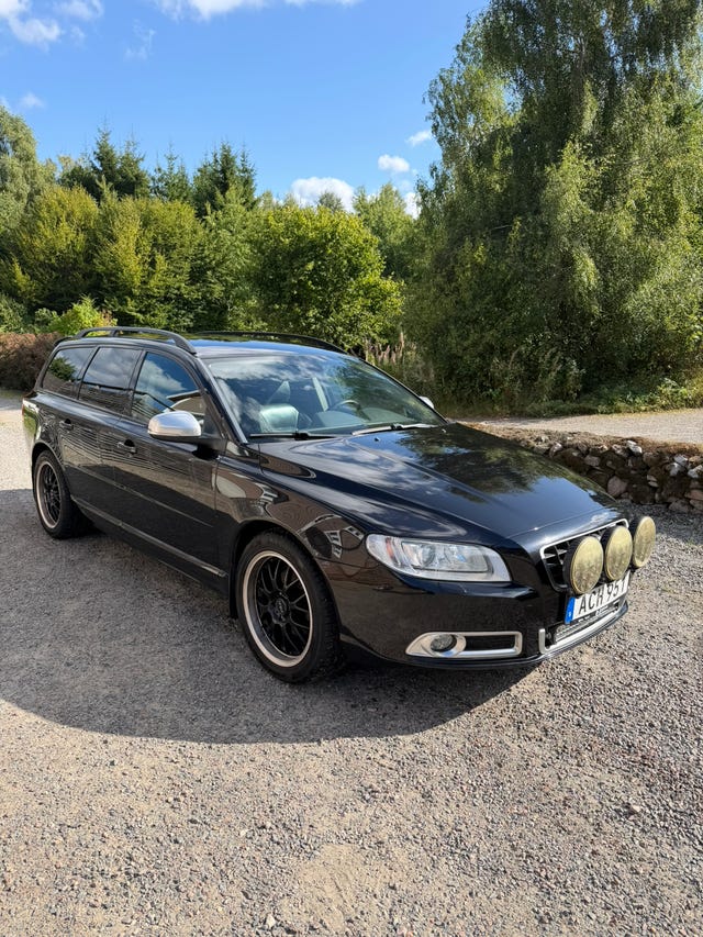 Volvo V70 2012