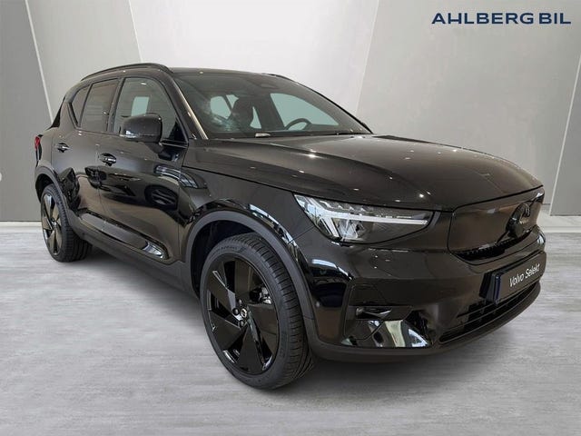 Volvo EX40 2025