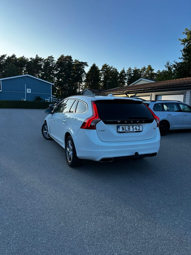 Volvo V60 2015 – bild 4