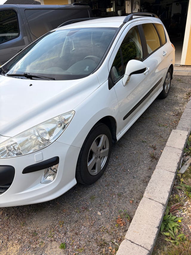 Peugeot 308 SW 2010