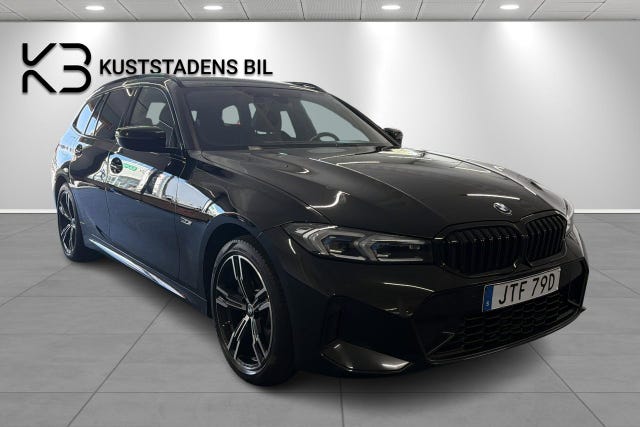 BMW 330e 2023