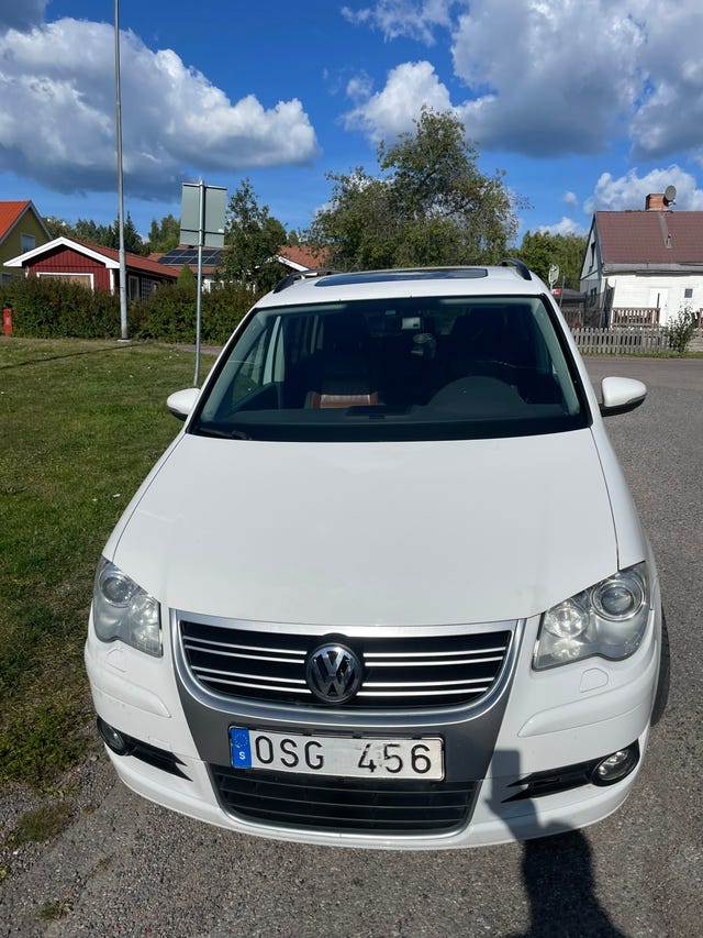 Volkswagen Touran 2010