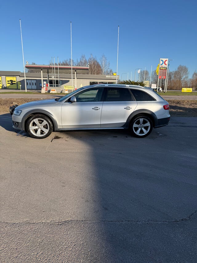 Audi A4 allroad 2013