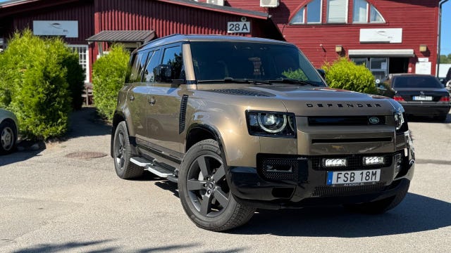 Land Rover Defender 90 2023